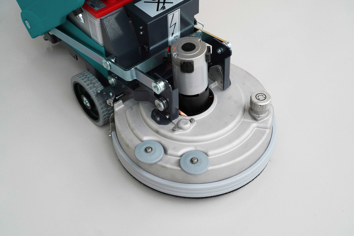 E71 | AUTOLAVEUSE AUTOTRACTEE Autolaveuses