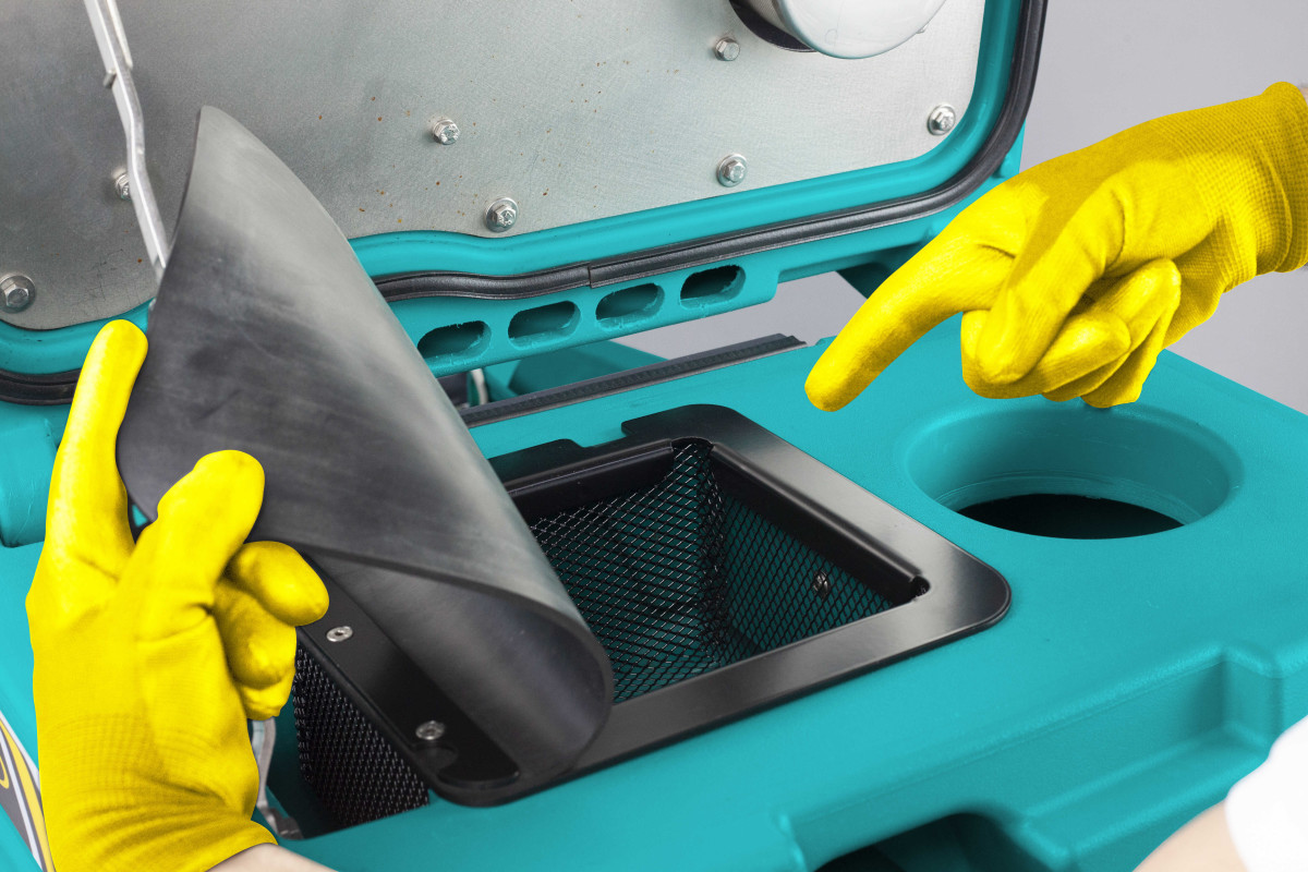 E100 | AUTOLAVEUSE AUTOPORTEE INDUSTRIELLE COMPACTE Autolaveuses